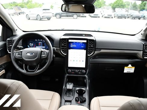 New 2024 Ford Ranger Lariat w/ Trailer Tow Package image 14