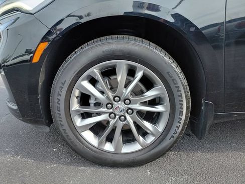 Used 2023 Buick Enclave Avenir w/ Avenir Technology Package FWD image 8
