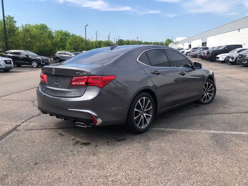 Used 2019 Acura TLX V6 SH-AWD image 3