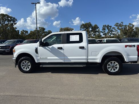 Certified 2021 Ford F250 XL w/ STX Appearance Package AWD/4WD image 8