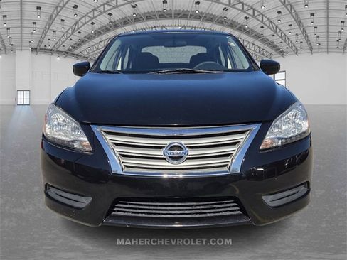 Used 2015 Nissan Sentra S image 2