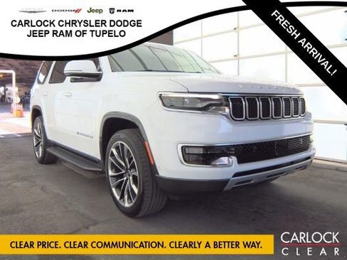 Used 2022 Jeep Wagoneer Series II w/ Premium Group I image 3