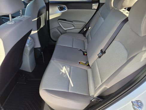 New 2025 Kia Soul LX image 17
