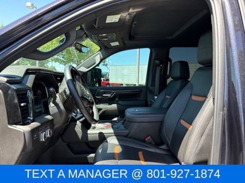 Used 2024 GMC Sierra 3500 AT4 w/ AT4 Premium Plus Package AWD/4WD image 19