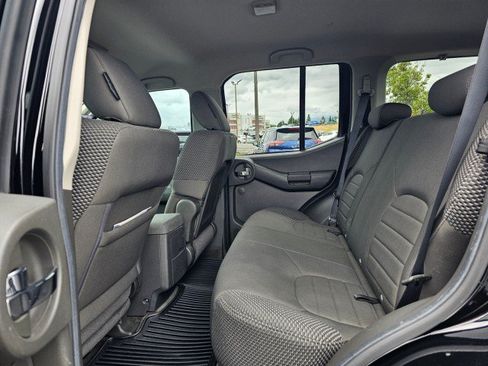 Used 2011 Nissan Xterra PRO-4X AWD/4WD image 18