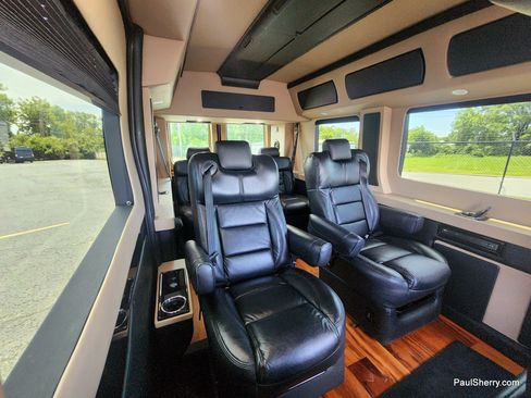 Used 2022 Ford Transit 250 Medium Roof w/ Upfitter Package RWD image 50