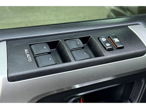 Used 2019 Toyota 4Runner Limited image 12