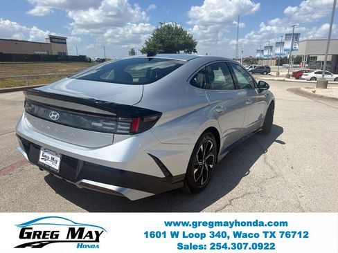 Used 2025 Hyundai Sonata SEL FWD image 3