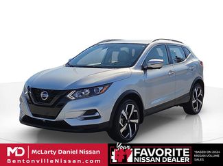 Used 2022 Nissan Rogue Sport SL video 2