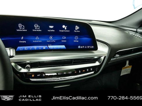 New 2026 Cadillac Lyriq Sport AWD/4WD image 12
