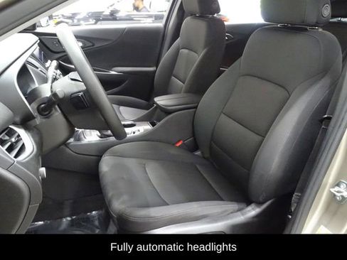Used 2022 Chevrolet Malibu LT FWD image 9