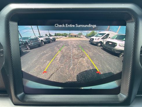 Used 2022 Jeep Wrangler Unlimited Sahara w/ Cold Weather Group AWD/4WD image 28