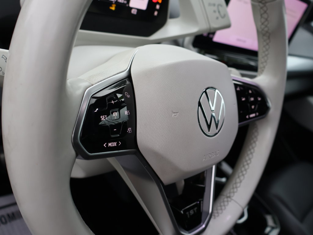 Used 2021 Volkswagen ID.4 1st Edition RWD image 19