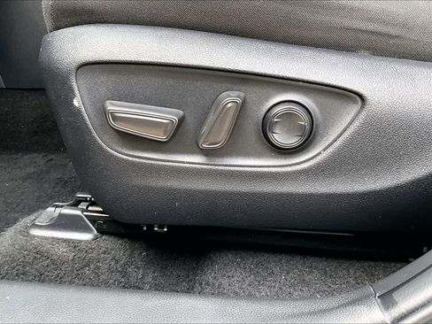 Used 2025 Toyota RAV4 XLE w/ Convenience Package AWD/4WD image 63