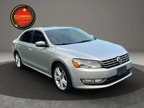 Used 2014 Volkswagen Passat TDI SE FWD image 7
