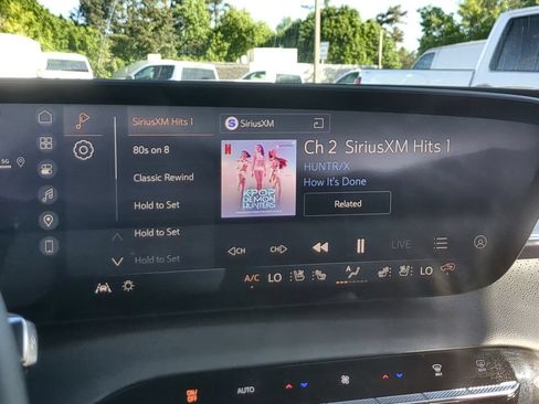 New 2026 Buick Enclave Avenir w/ Super Cruise Package FWD image 13