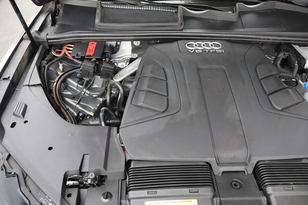 Used 2017 Audi Q7 3.0T Prestige AWD/4WD image 41