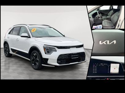 Certified 2025 Kia Niro Wave w/ Wave Preserve Package