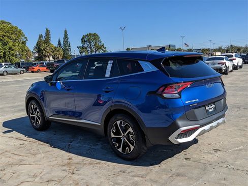 Certified 2025 Kia Sportage EX image 7