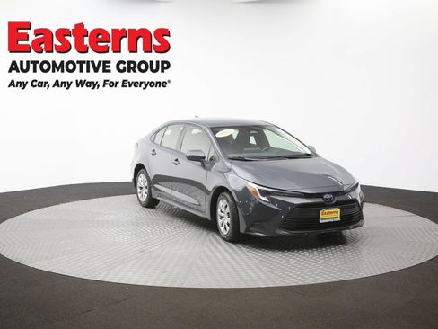 Used 2023 Toyota Corolla LE FWD image 48