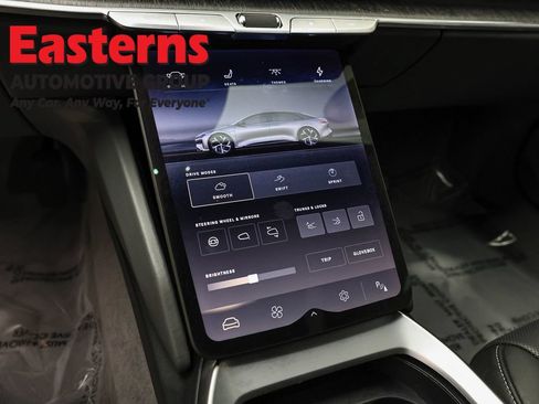 Used 2024 Lucid Air Pure RWD image 19