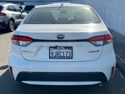 Used 2022 Toyota Corolla LE FWD image 5