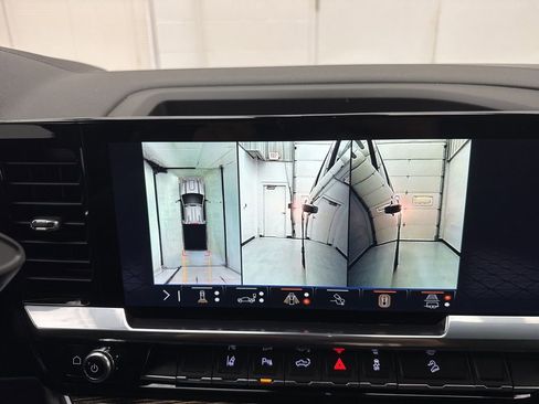 New 2026 GMC Sierra 2500 SLE w/ SLE Value Package; image 29