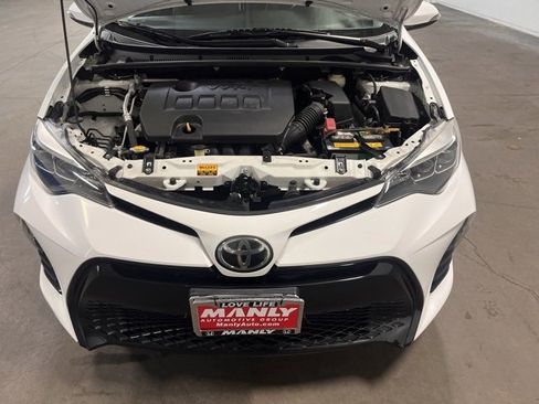 Used 2017 Toyota Corolla SE image 9