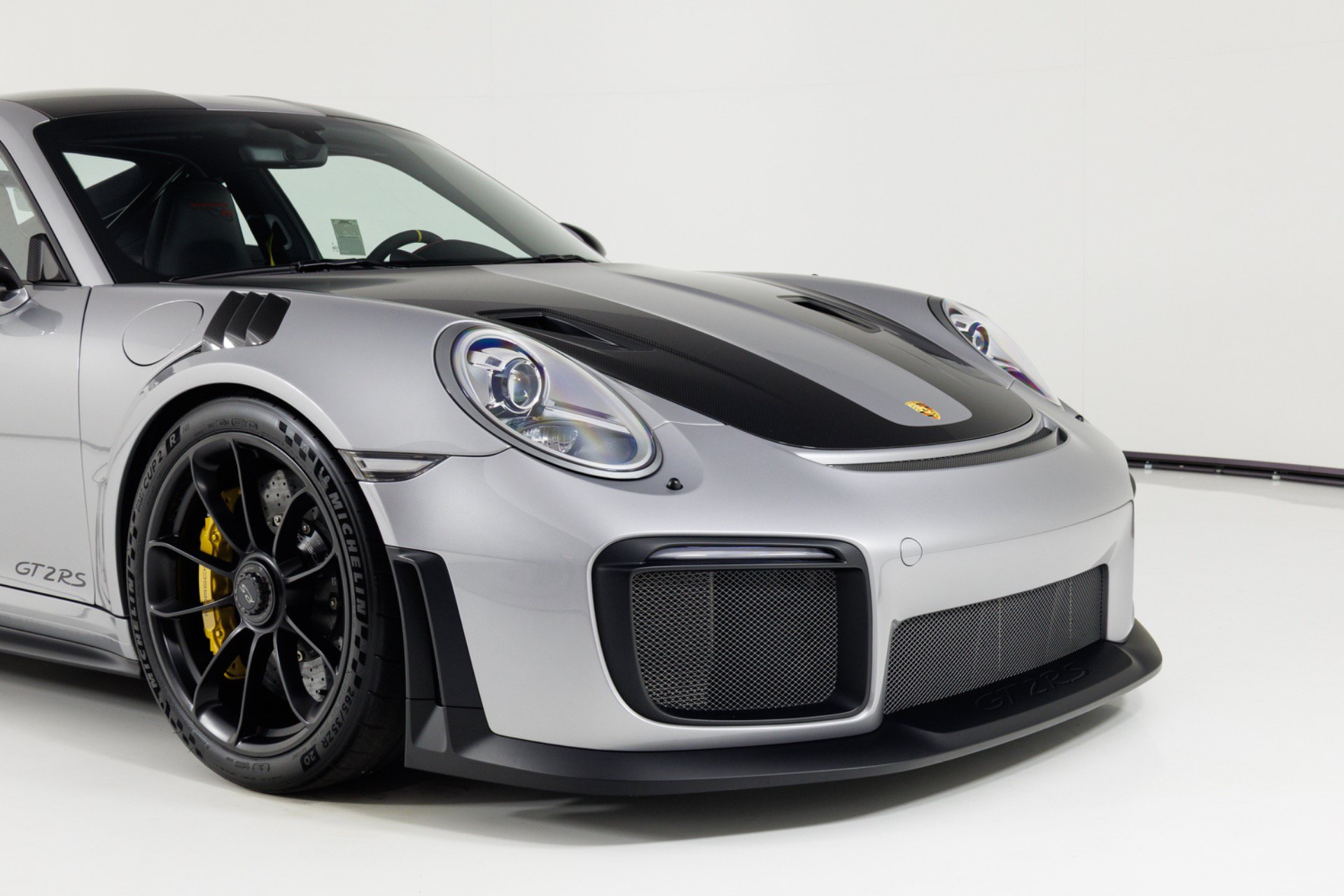 Used 2018 Porsche 911 GT2 RS RWD image 56
