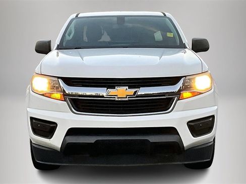 Used 2018 Chevrolet Colorado W/T image 4