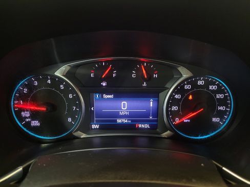 Used 2019 Chevrolet Equinox LT image 23