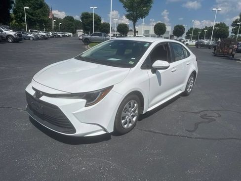 Used 2024 Toyota Corolla LE FWD image 9