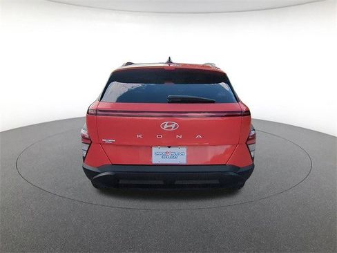 Used 2024 Hyundai Kona SEL image 6