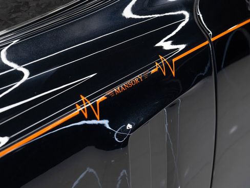 Used 2025 Rolls-Royce Phantom Sedan image 24