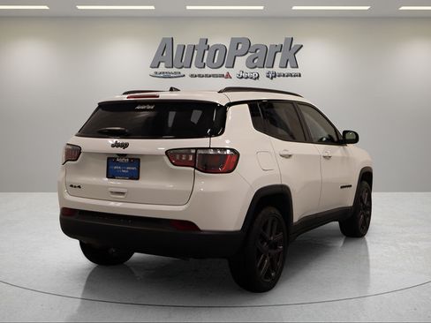 New 2026 Jeep Compass Latitude AWD/4WD image 8