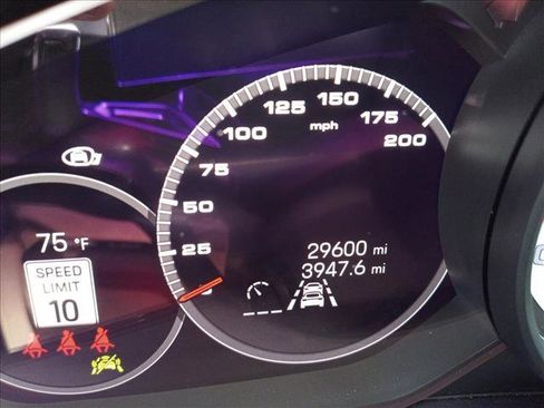Used 2022 Porsche Panamera 4S AWD/4WD image 17