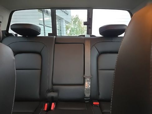 Used 2019 Chevrolet Colorado ZR2 image 45