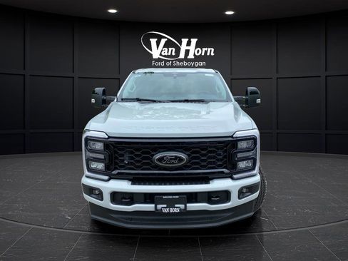 New 2026 Ford F250 Lariat w/ Black Appearance Package AWD/4WD image 2