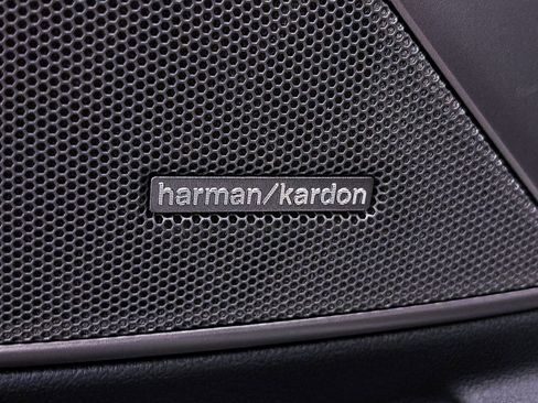 Used 2025 BMW M3 Competition w/ Executive Package image 4