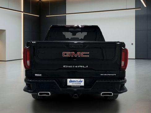 Used 2023 GMC Sierra 1500 Denali w/ Denali Reserve Package AWD/4WD image 5