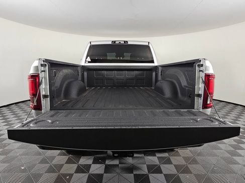 New 2026 RAM 3500 Big Horn AWD/4WD image 16