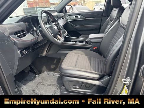 Used 2025 Ford Explorer ST-Line AWD/4WD image 20