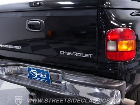 Used 2001 Chevrolet Silverado 1500 LS w/ Off-Road Chassis Pkg image 22
