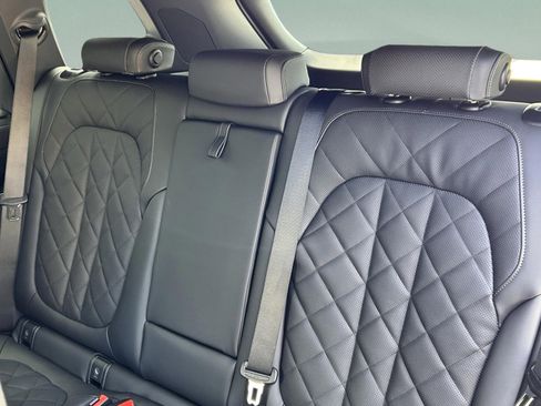 Used 2026 BMW X5 xDrive50e w/ Executive Package image 27