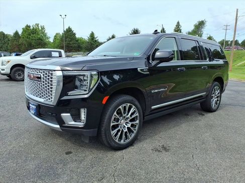 Used 2023 GMC Yukon XL Denali w/ Max Trailering Package AWD/4WD image 8