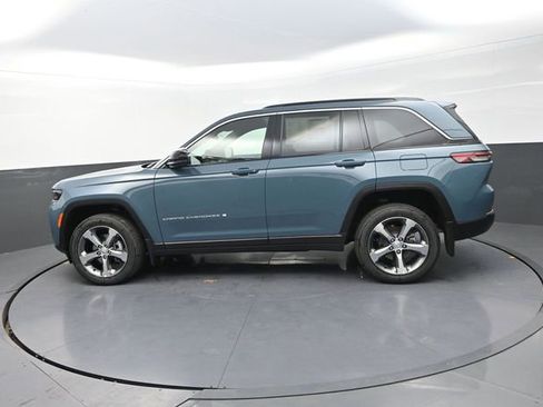 New 2026 Jeep Grand Cherokee Limited AWD/4WD image 6