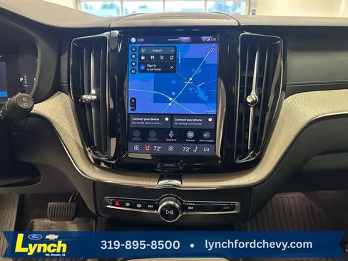 Used 2022 Volvo XC60 B5 Inscription w/ Advanced Package AWD/4WD image 14