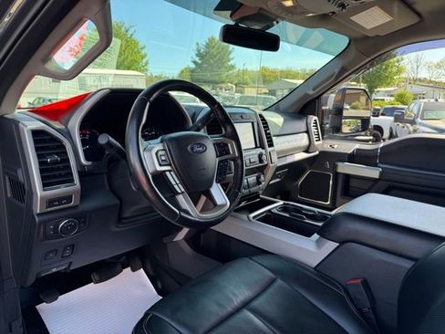 Used 2021 Ford F250 Lariat w/ Lariat Ultimate Package AWD/4WD image 9