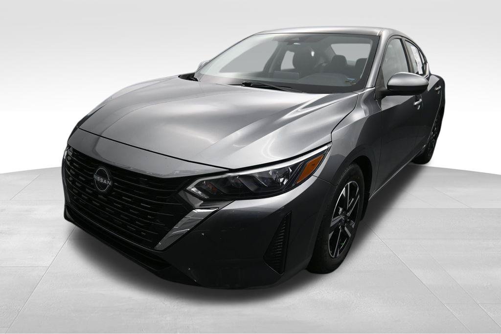Used 2025 Nissan Sentra SV FWD image 10