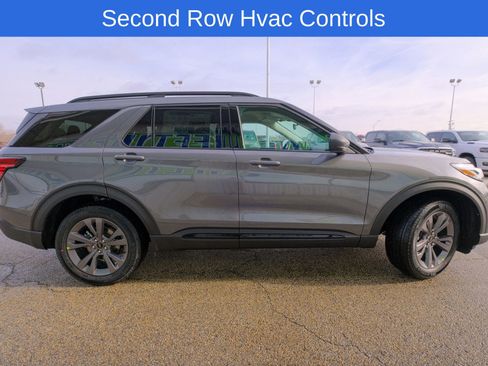 New 2026 Ford Explorer Active w/ Active Comfort Package image 12